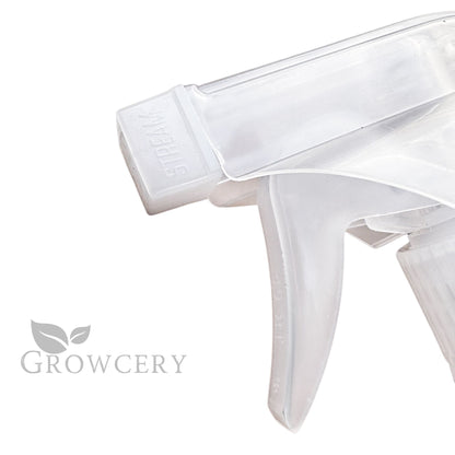 Detailed view of clear plastic nozzle and trigger mechanism on 750 ml plant sprayer