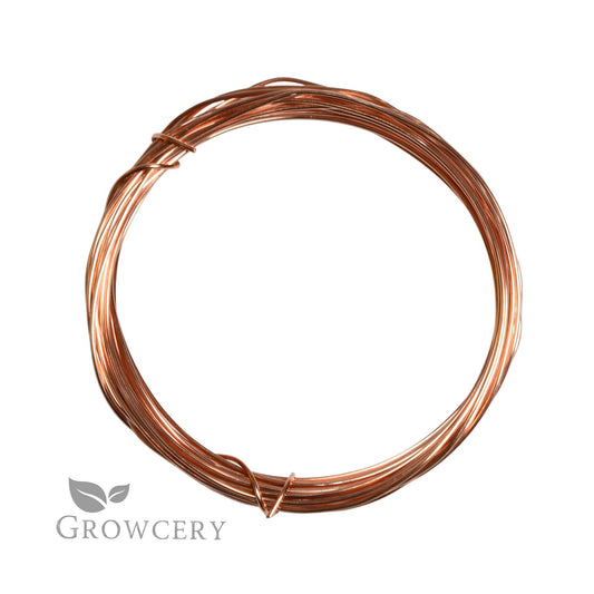 High-quality copper wire in 2.5m, 5m, and 10m lengths for electrical and crafting use